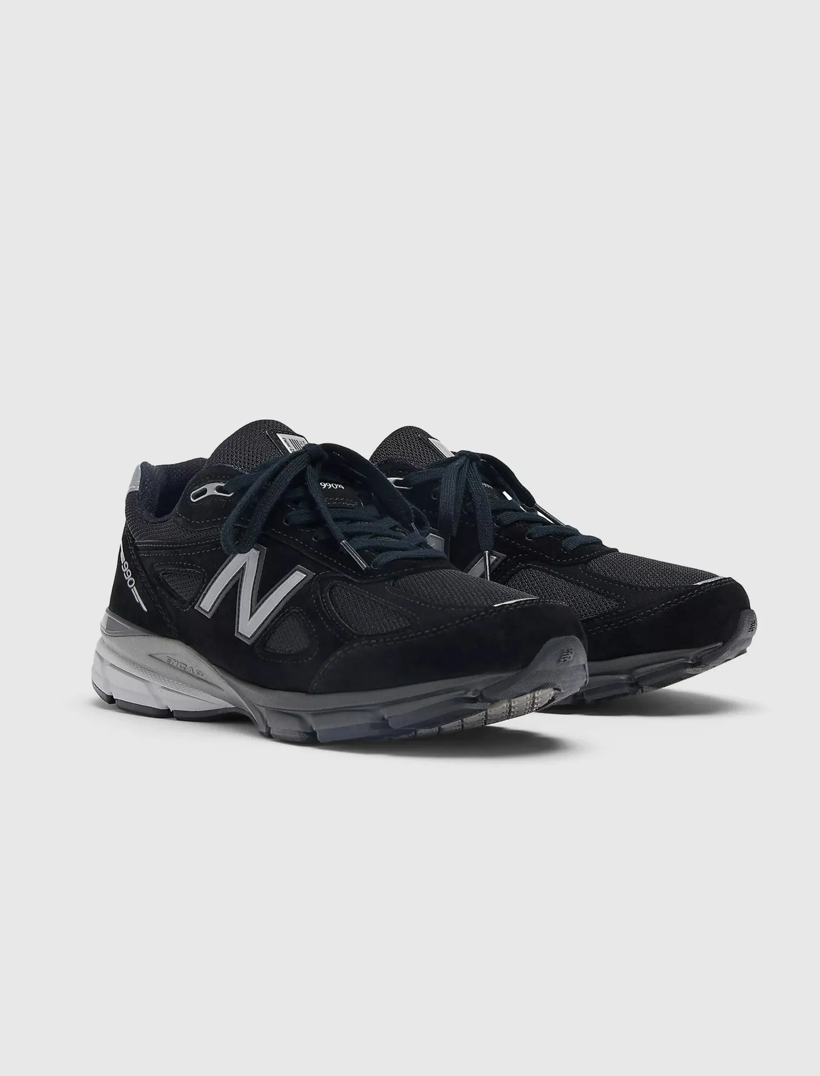 990 V4 "BLACK"