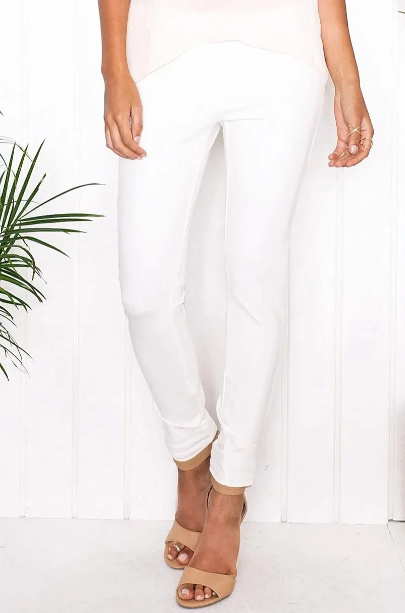 Malina Capri Ponte Pants - White