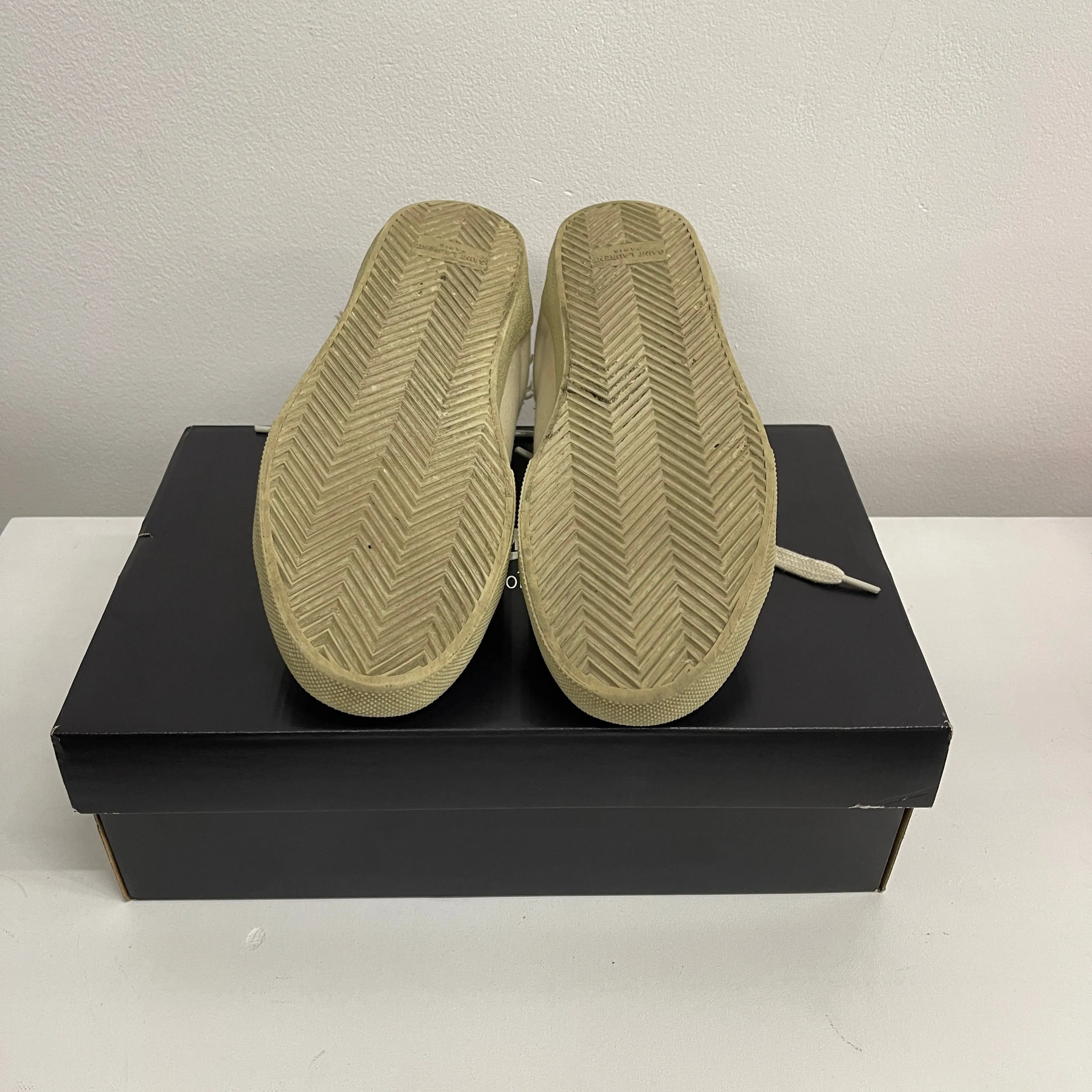 PRE LOVED - SAINT LAURENT COURT CLASSIC SL/06 EMBROIDERED SNEAKERS IN CANVAS AND LEATHER