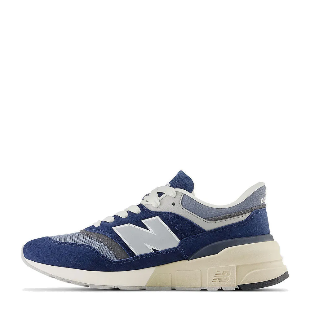 Scarpe Uomo NEW BALANCE Sneakers 997R in Mesh e Suede colore Navy e Arctic Grey