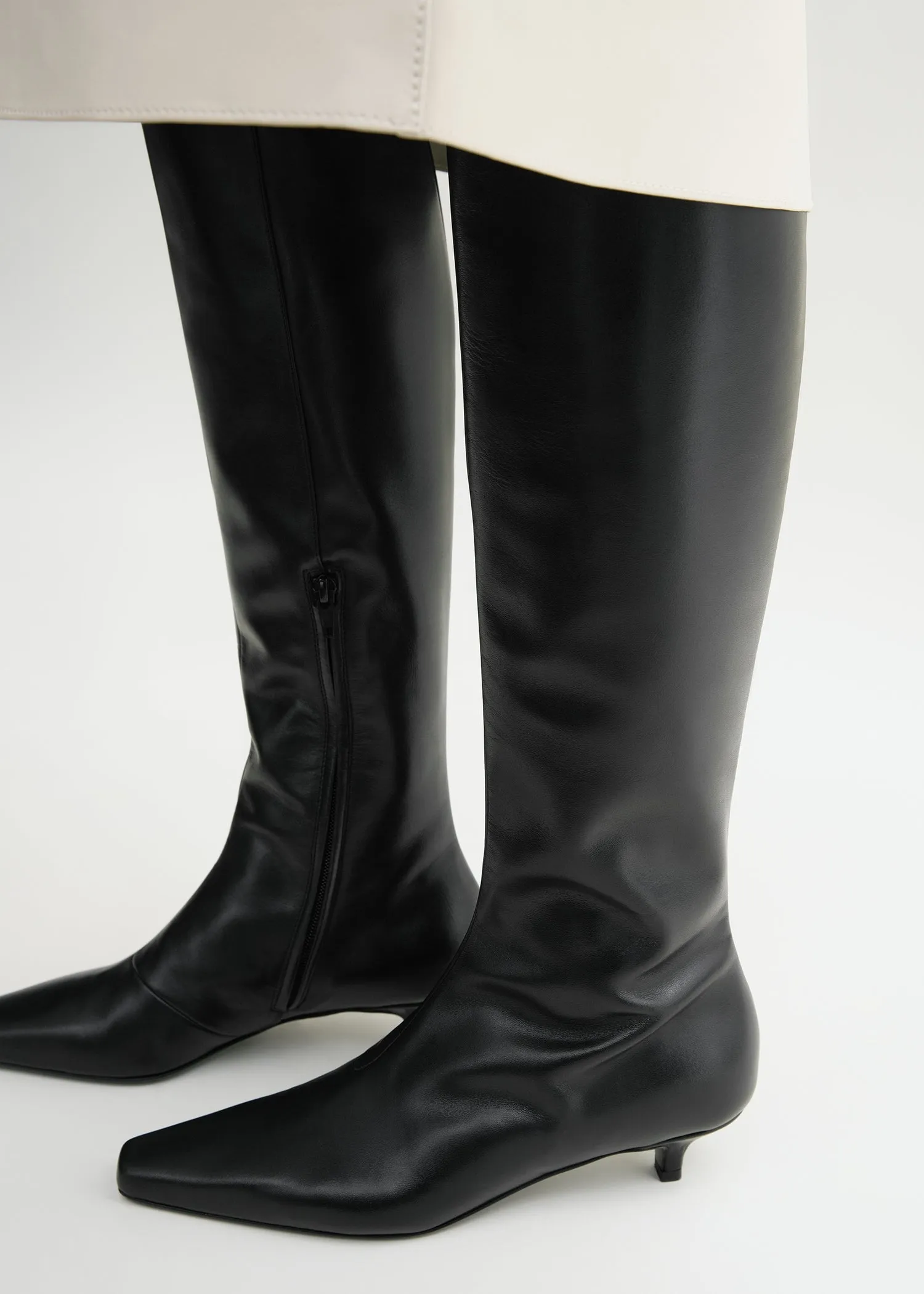 Slim leather knee-high boots black