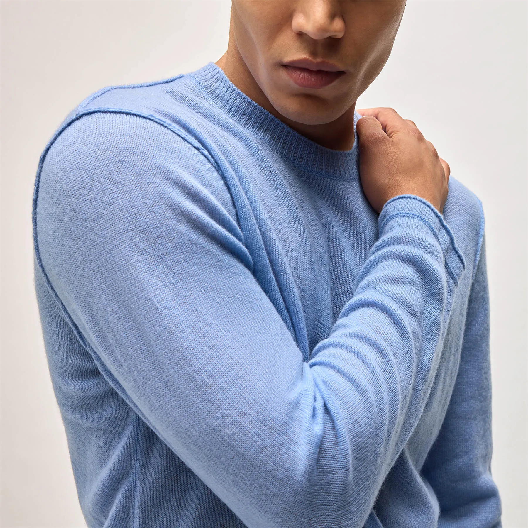 Soft Featherweight Cashmere Crew - Coast