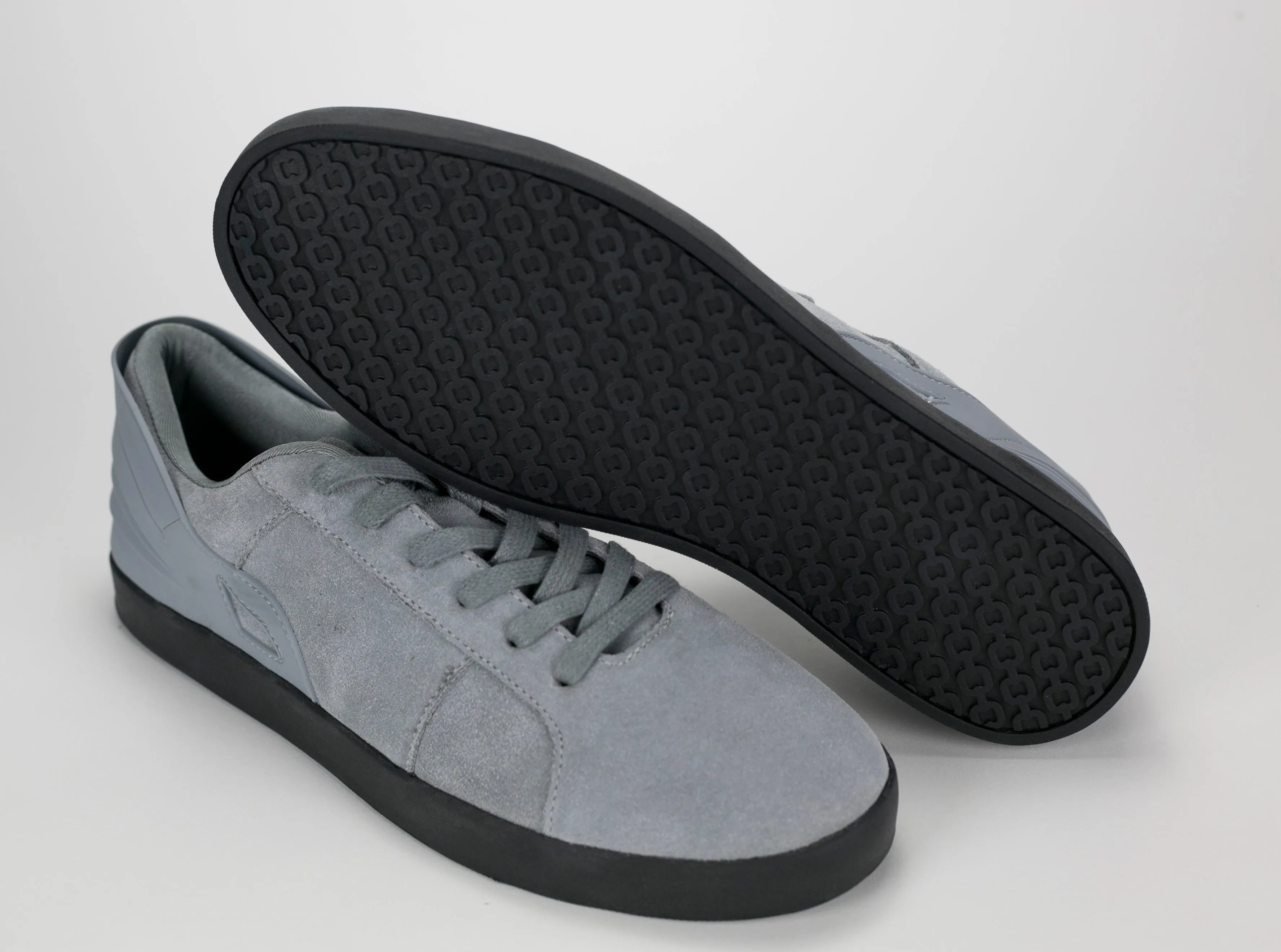 Triesti Shell Shoes - Grey Suede