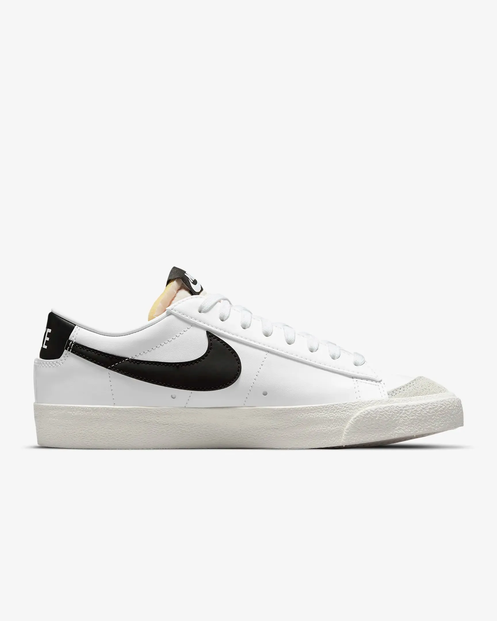 Women's Nike Blazer Low '77 White Black Sail White DC4769-102