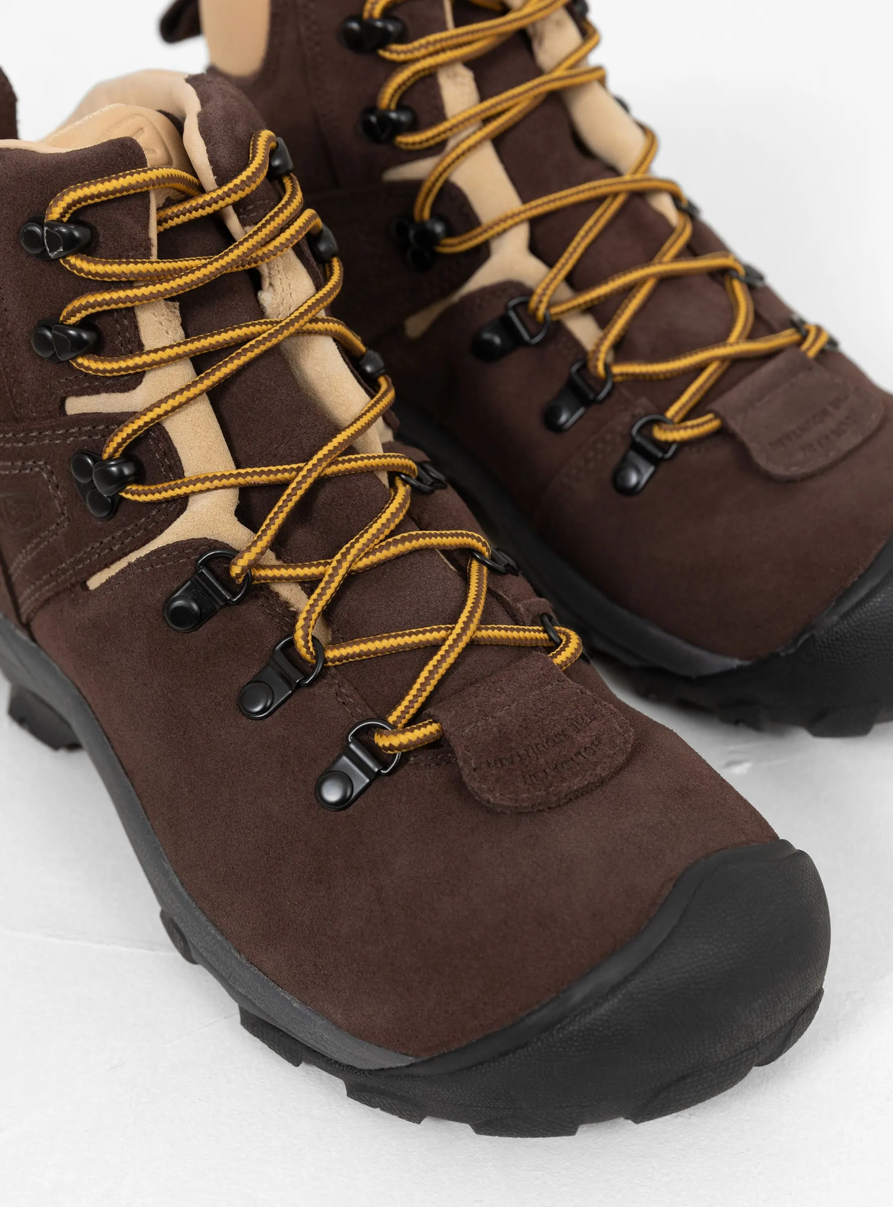 x Mountain Research Pyrenees Boot Brown